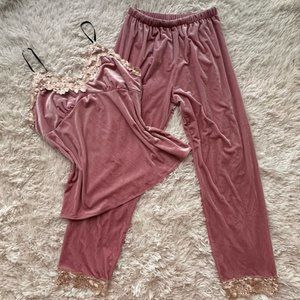 Mauve Velvet Sleep Set Size M